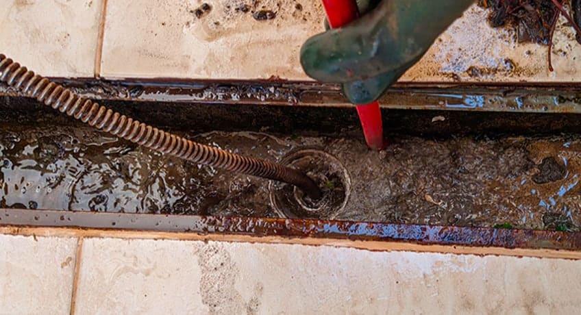 Desentupimento de ralo de banheiro